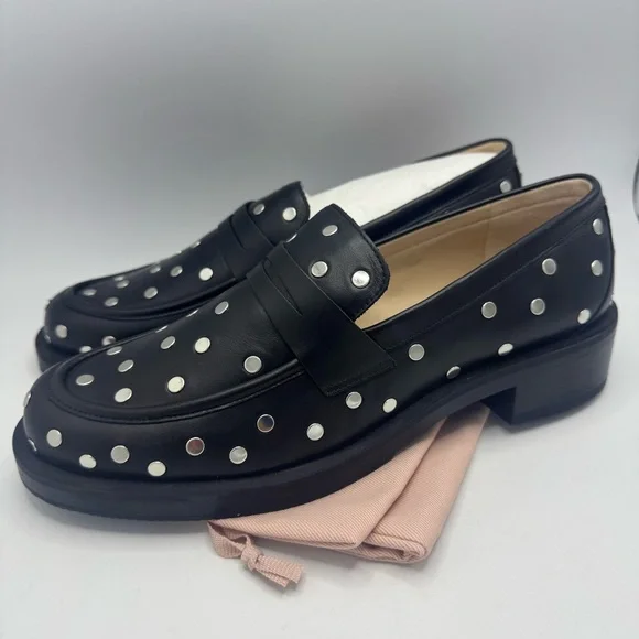 STUART WEITZMAN Palmer Bold Studded Leather Loafers Size 9 Black